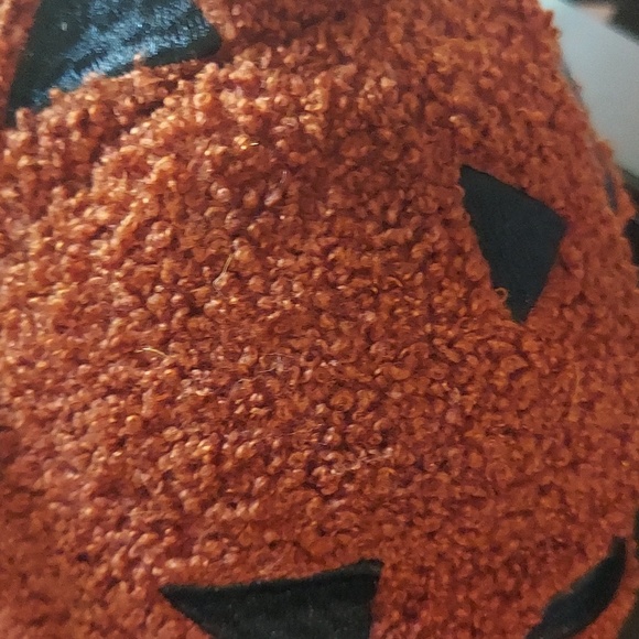 Sherpa Pumpkin Plush Fall Halloween Decor New - Picture 2 of 4
